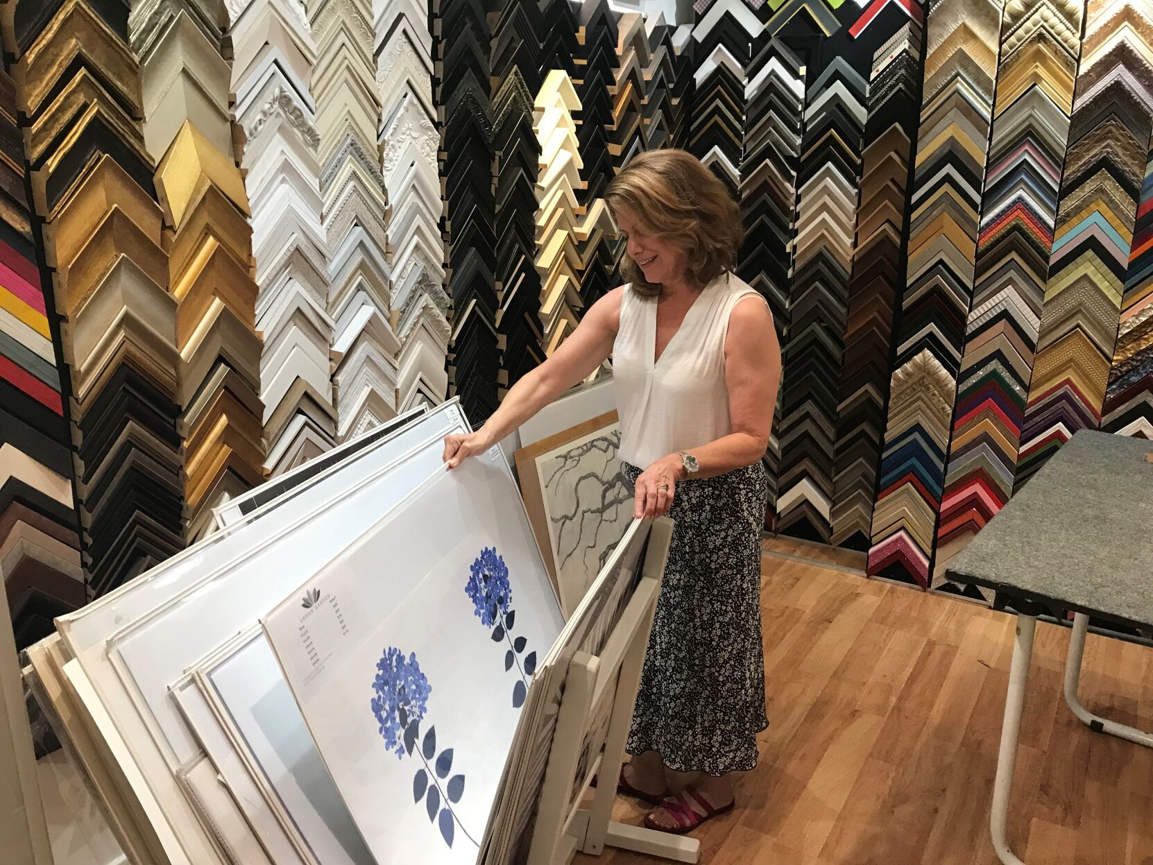 Carol Williams A Simple Tree art and frame shop
